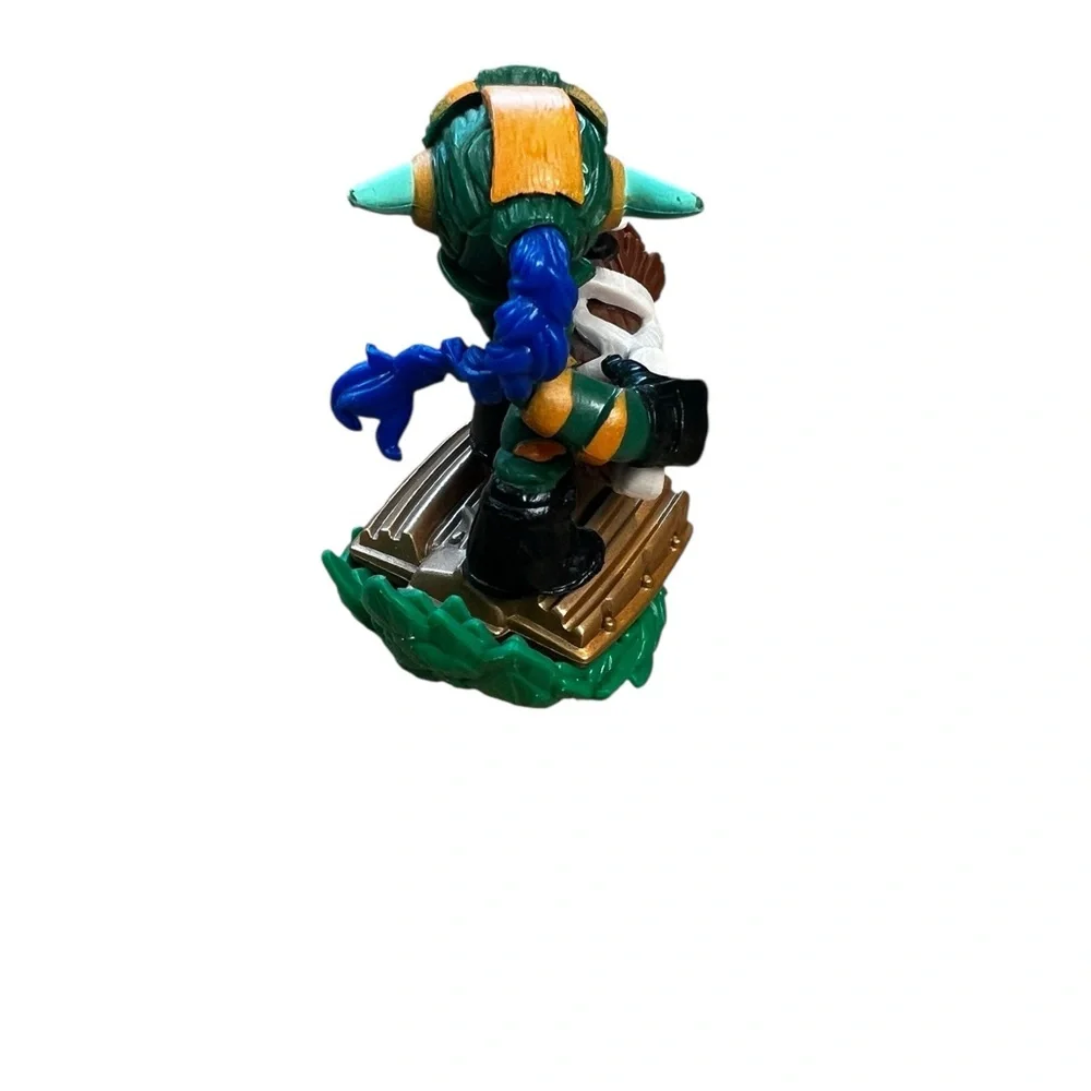 Super Shot Stealth Elf figure from the Skylanders SuperChargers game